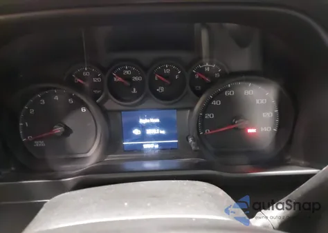 2020 Chevrolet Silverado 1500 4Wd Short Bed Custom z USA, uszkodzony, nr VIN 1GCPYBEHXLZ140848